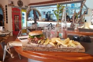 3 Raíces Steakhouse & Winebar