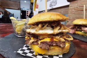 A’ Capela Pizzería & Burger