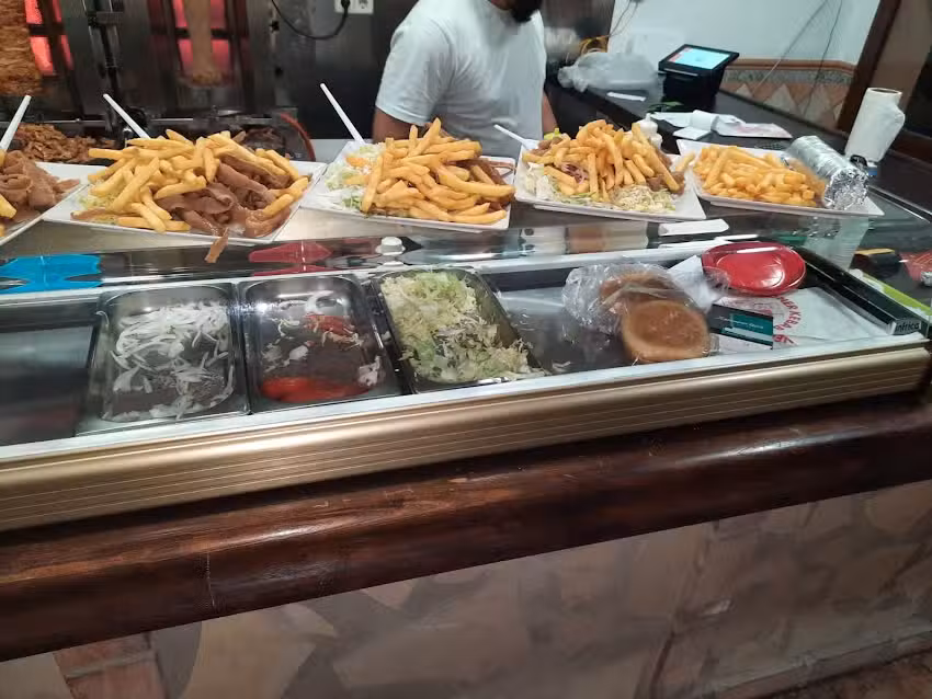 AliBaba kebab y Pizza