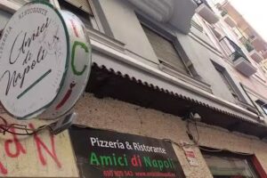 Amici di Napoli Pizzería