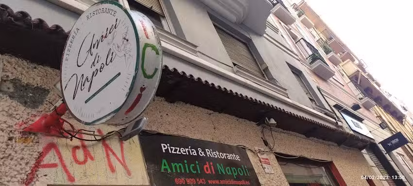 Amici di Napoli Pizzería