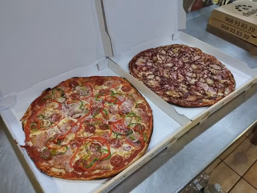 Asadero de Pollos – Pizzería Antolinos