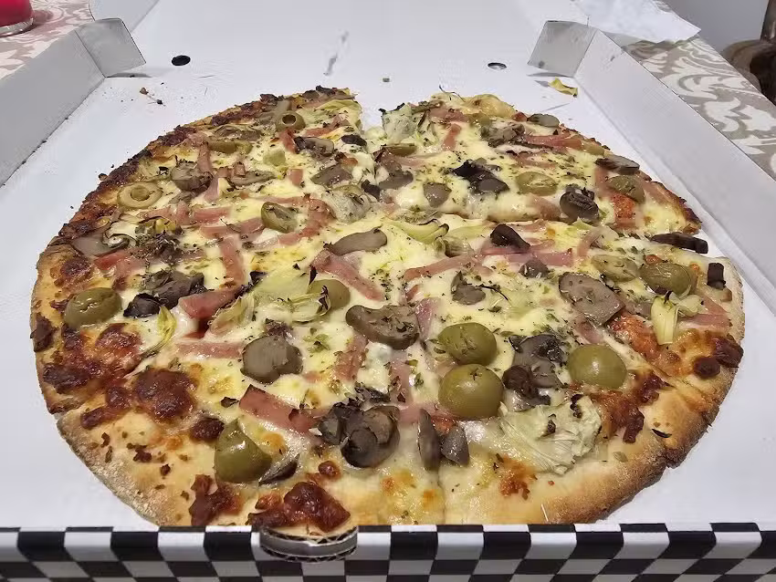 Bar Cafetería Pirámide