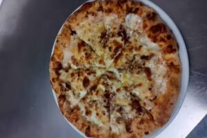 Bar kebab pizzeria Llombai