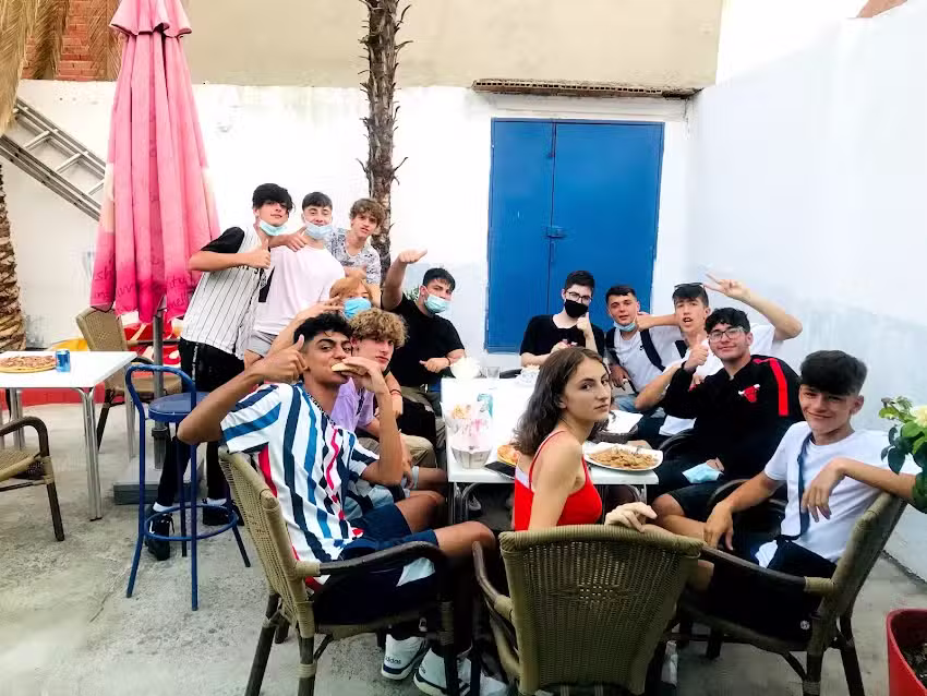 Bar kebab pizzería San Martín