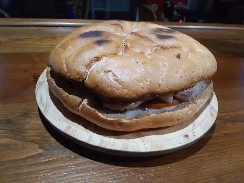 Bar-Pizzeria Bbt Otra