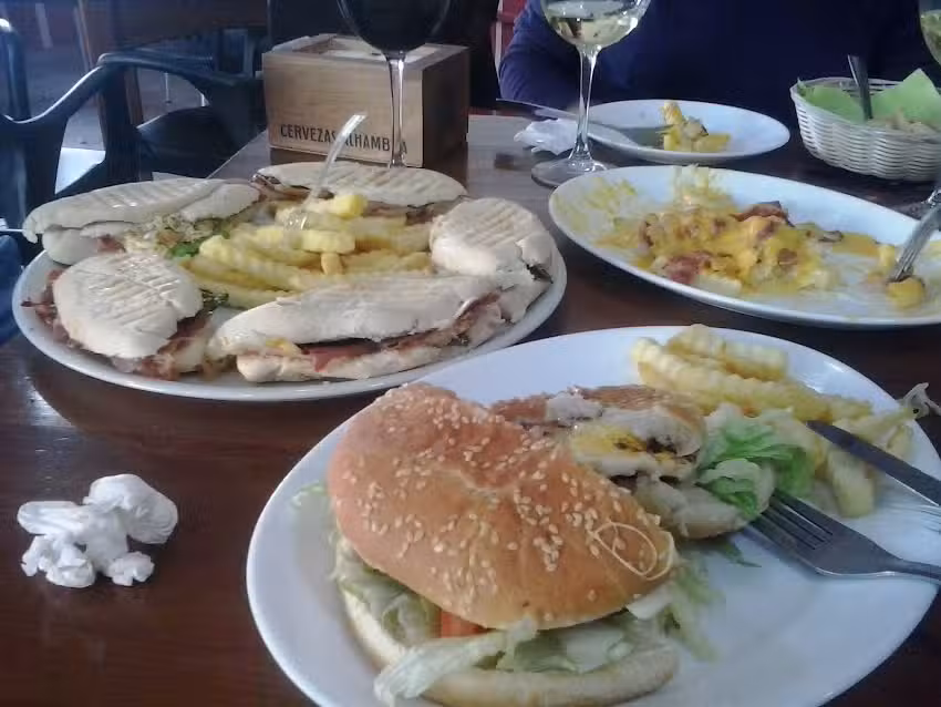 Bar Pizzeria El Pikoteo