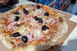 Bar Pizzería La Mangette (Sabaxans)