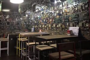 Bar Restaurante 8 MM