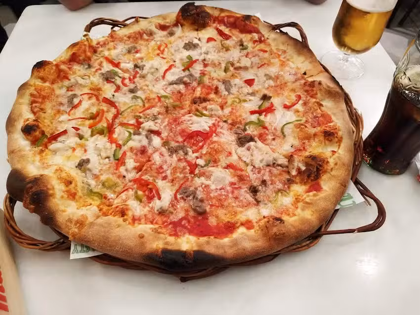 Bella Napoli Pizzería – Con y sin gluten