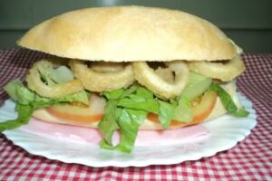 Bocatería-Pizzería El Artesano III