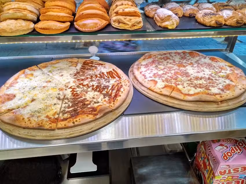 Boulangerie Cafetería pizzería