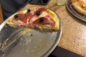 Bruto Pizza Bar • Pizza Argentina en Valencia