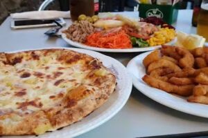 Burger Santillana · Restaurante en Santillana del Mar