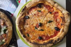 Casa Mia Delicious Pizza حلال Halal