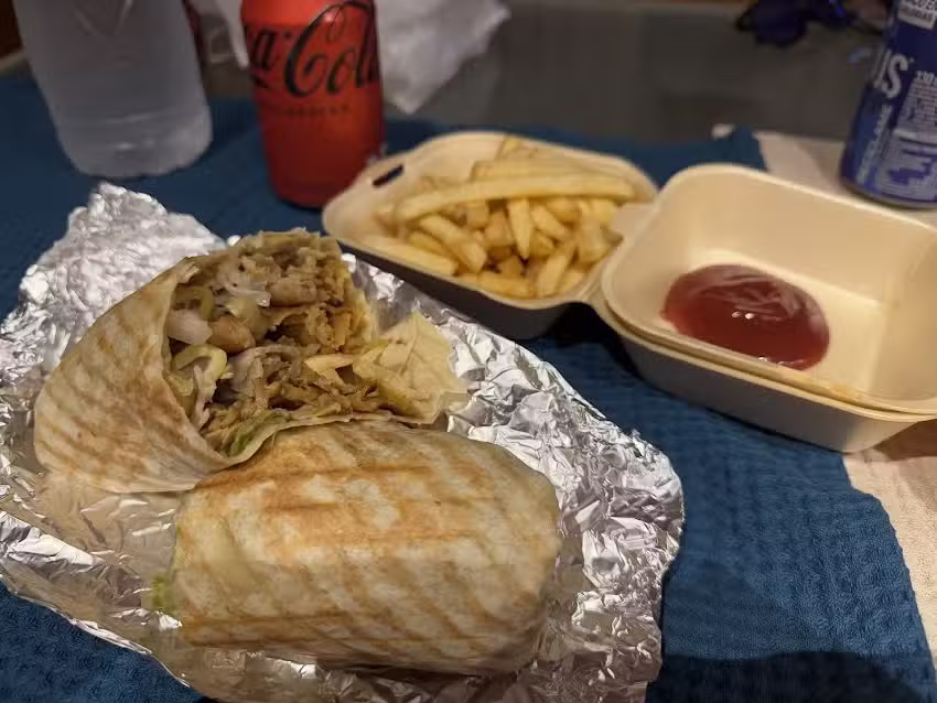 Catalunya Pizzeria y Kebab