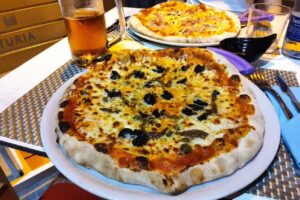 «CENTO PER CENTO» Caffe & Pizza