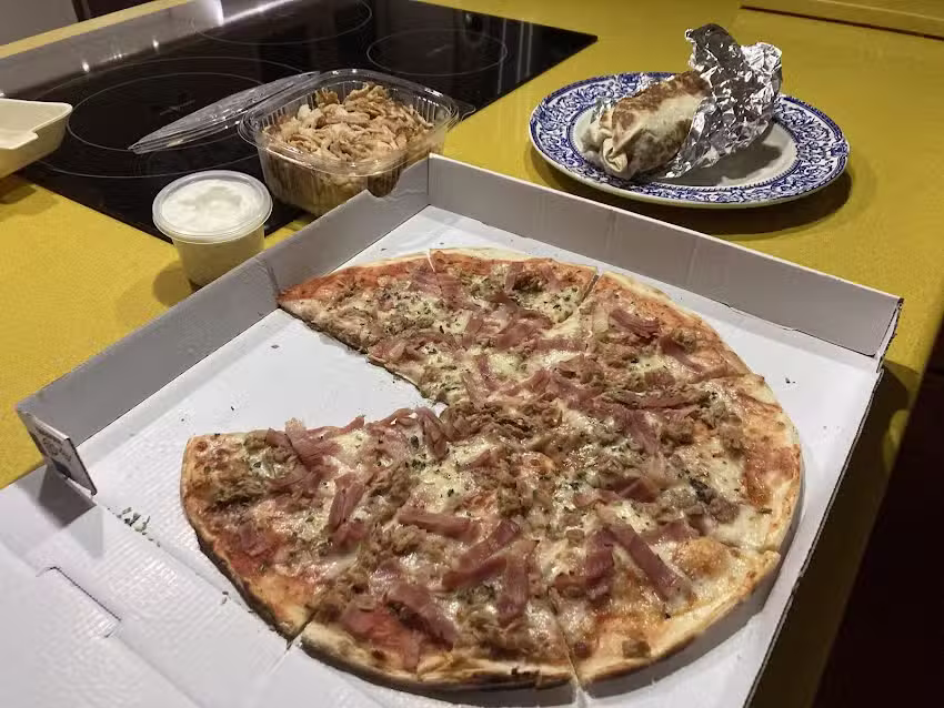 Damasco’s Döner Baza Kebab – Pizzería