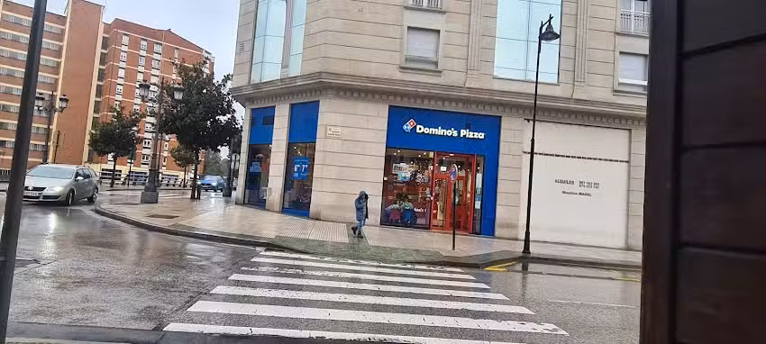 Domino’s Pizza