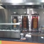 Döner kebab pizzería
