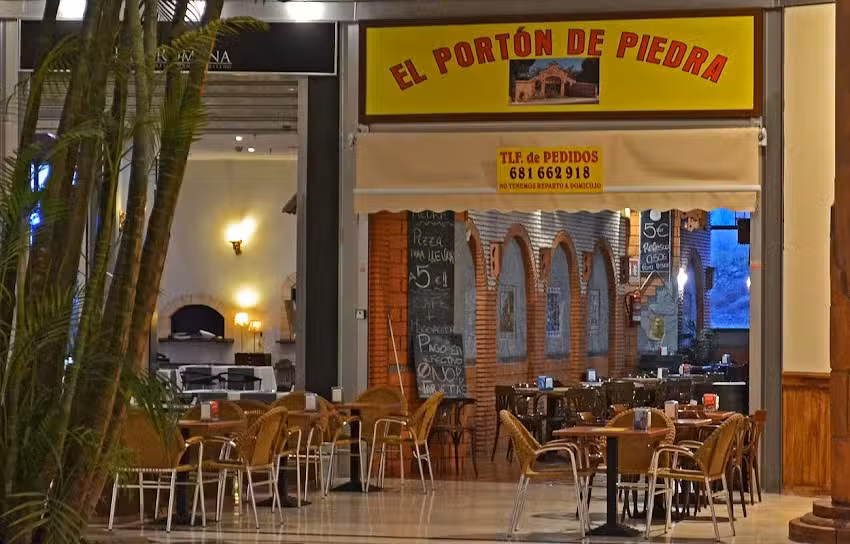 El Porton de Piedra La Trocha
