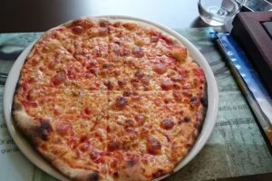 El Racó de Urquinaona. Pizzeria Mediterrània