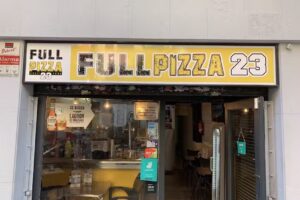 Full pizza 23