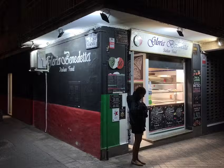 GLORIA BENEDETTA Italian food