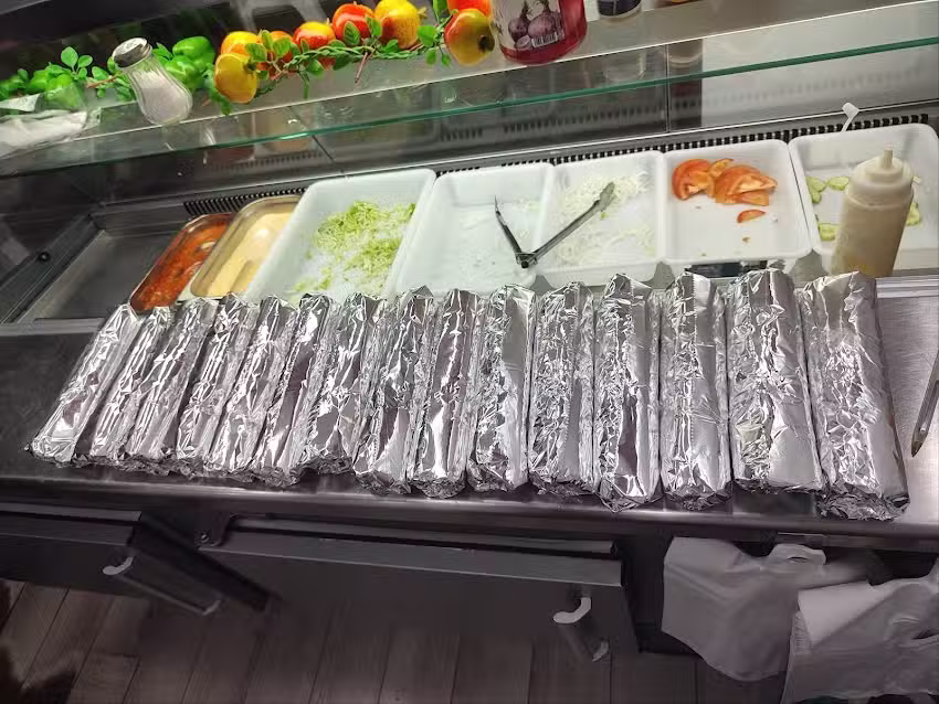 Grecia shawarma y pizzería