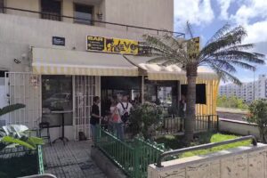 I LLEVO FOOD COFFEE ROCK BAR