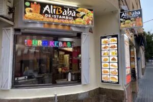 Istanbul Pizzeria Döner Kebab