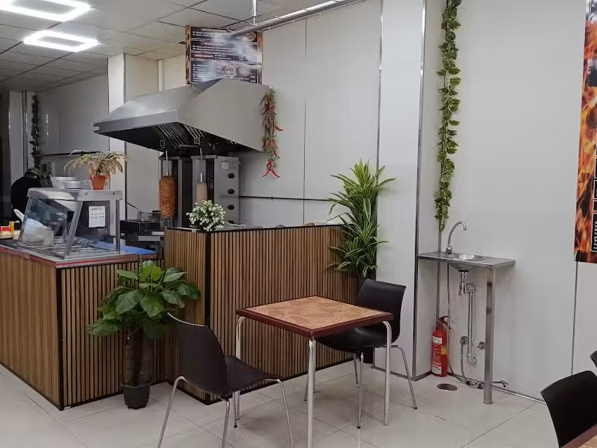 ISTURK KEBAB PIZZERIA