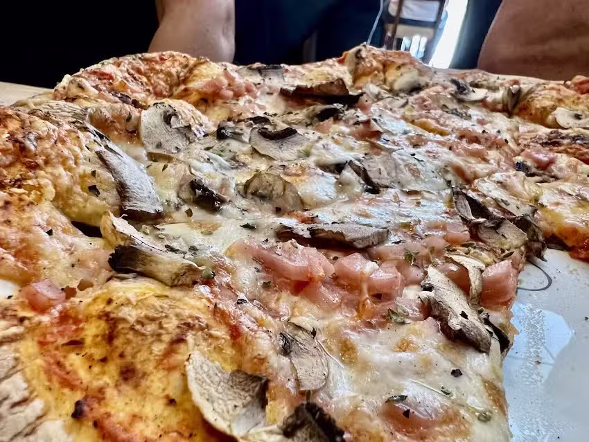 Ivan’s Pizza Factory