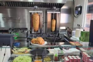 Kebab pizzería Cataluña