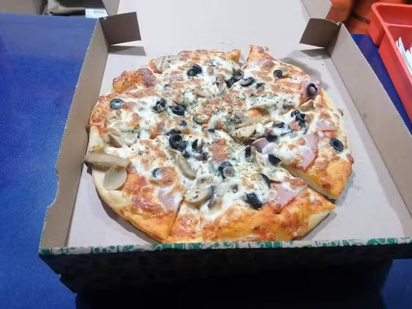 Kebab-Pizzería Puerta De Estepa