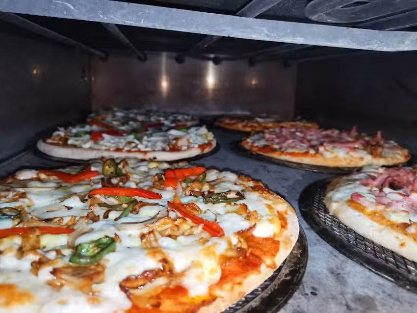 KEBAB PIZZERIA REY DE ESTAMBUL VILLAMARTÍN