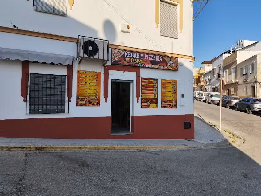 Kebab Y pizzería De Estambul