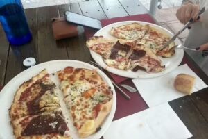 La Antojana Restaurante Pizzeria