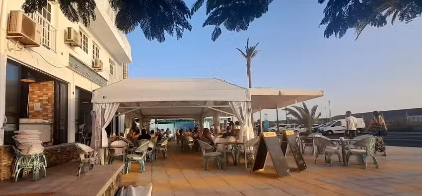 La Carpa – Restaurante y Pizzeria