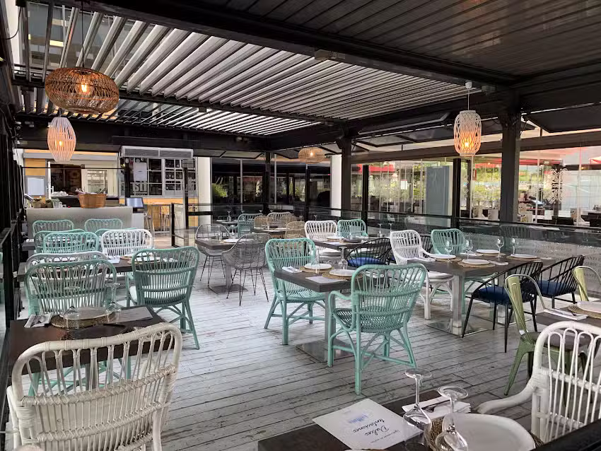 La Mafia se sienta a la mesa