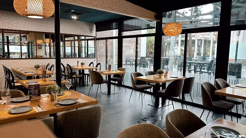 La Mafia se sienta a la mesa