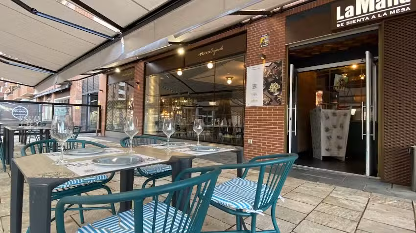 La Mafia se sienta a la mesa