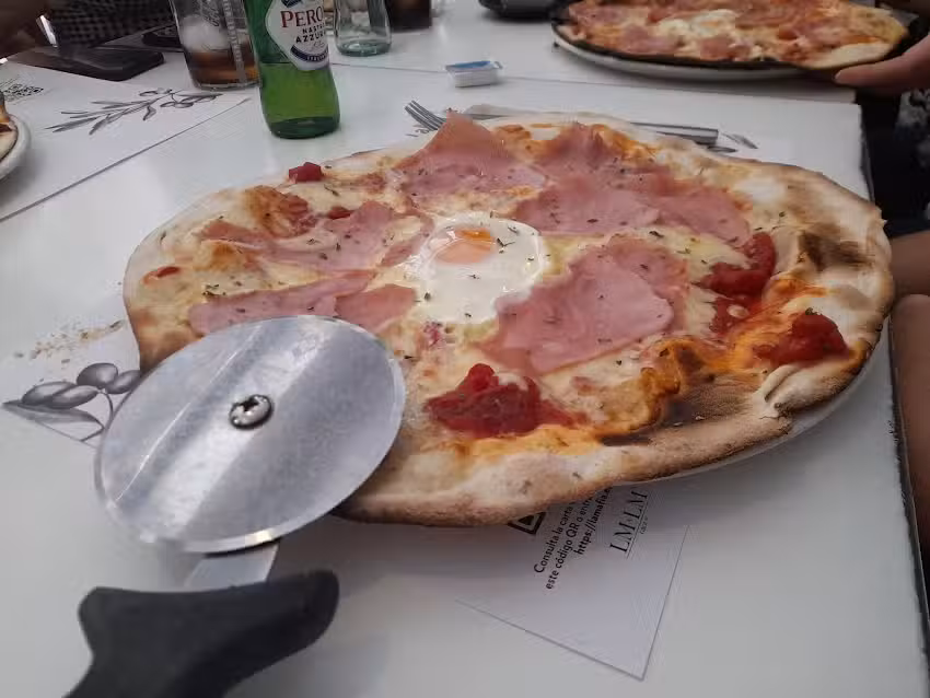 La Mafia se sienta a la mesa