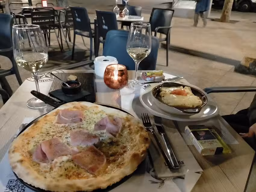 La Mafia se sienta a la mesa