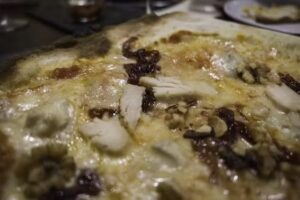 La Mafia se sienta a la mesa