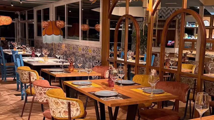 La Mafia se sienta a la mesa