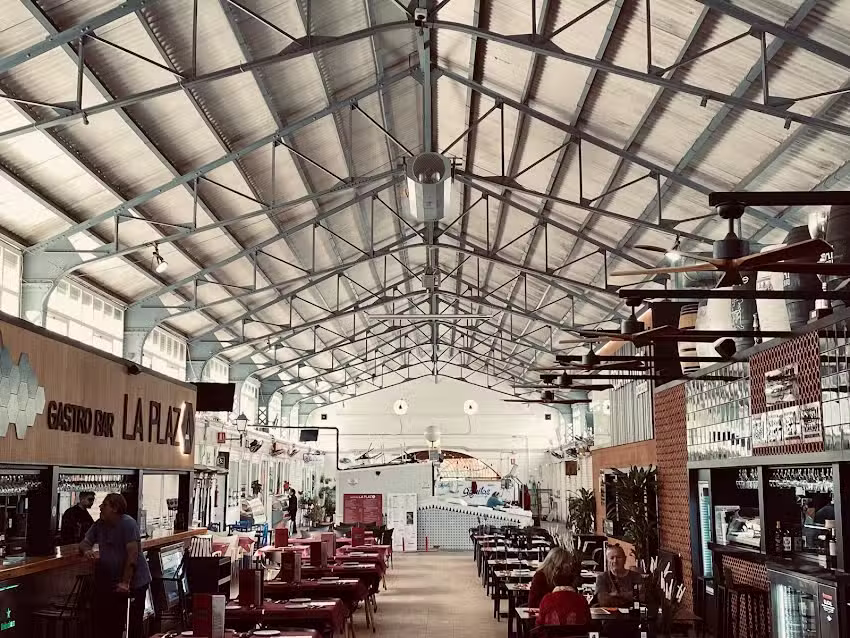 La Plaza Abastos Águilas – Cosa Nostra – Pizzería Brasería