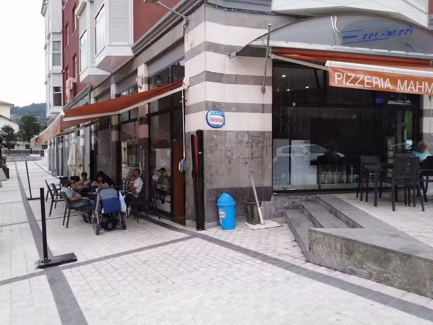 MAHMOUD OKINDEGIA-PIZZERIA