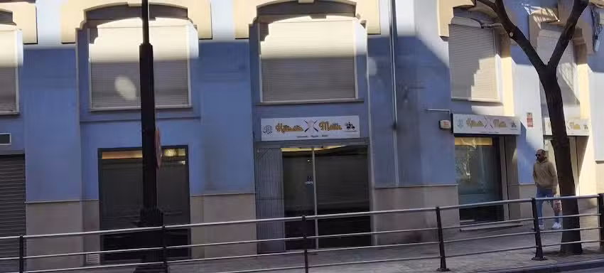 Malik Restaurant kebab pizza