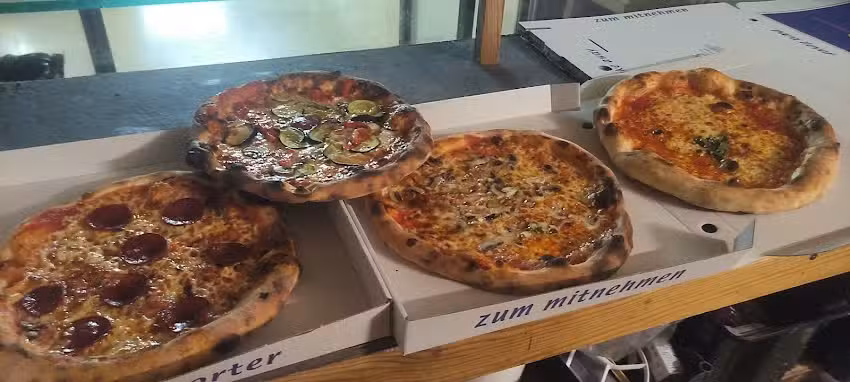 Massimo’s Pizza Magaluf